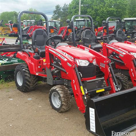 He didn’t get serious about the Massey because the salesman wouldn’t go outside to even start it or show him the controls. . Massey ferguson 1723e review